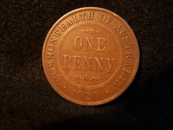 1920-No-Dot-English/London,-Does-It-Exist?